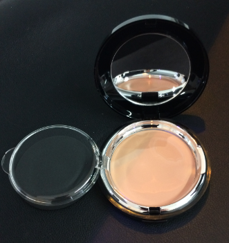 CREME COMPACT FOUNDATION - LIGHT #2 Pink Undertone